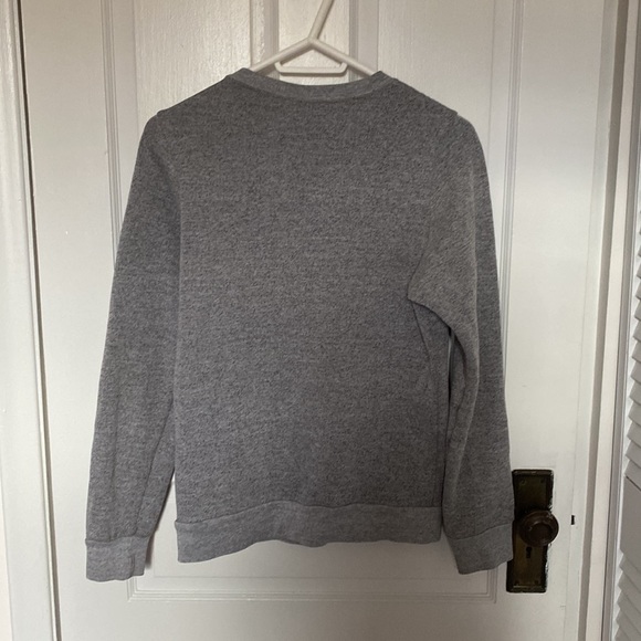 T dot Sweatshirt - Picture 6 of 6